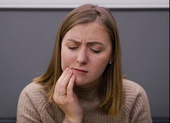 Picture of girl having a toothache